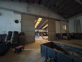 Nave industrial en venta en Zona Metro - Auditorio en Paiporta