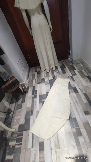 Traje de Novia Vintage con Mantilla