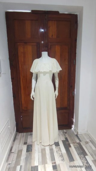 Traje de Novia Vintage con Mantilla