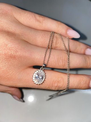 Colgante de Plata de Ley 925 con Piedra Ovalada y