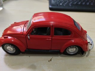 VW Beetle Maisto 1/24 para Piezas