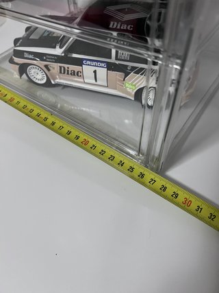 Vitrina expositora 4 coches 1/18