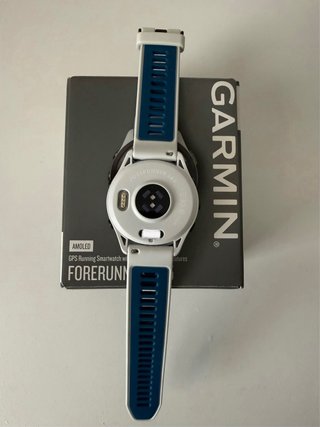 Garmin Forerunner 265 GPS Smartwatch Blanco