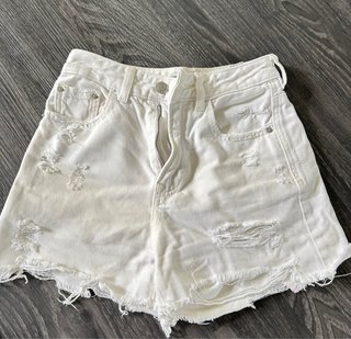 2 Shorts Vaqueros Stradivarius