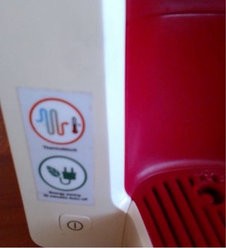 Cafetera AEG Nespresso Roja y Blanca
