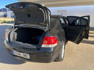 Opel Astra 2010