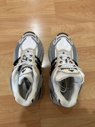 Adidas Jellyfish Grises y Blancas