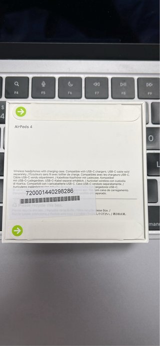 Apple AirPods 4