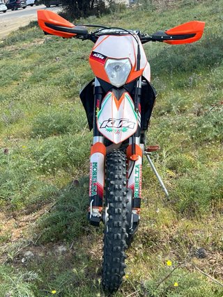 KTM 450 EXC Six Days 2008 Enduro, Lista para rodar