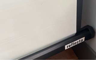 Proyector Optoma HD23 + Pantalla