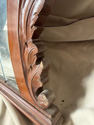 Espejo de madera tallada