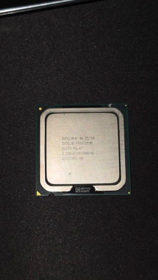 Procesador Intel Pentium E5708 3.0GHz 2M