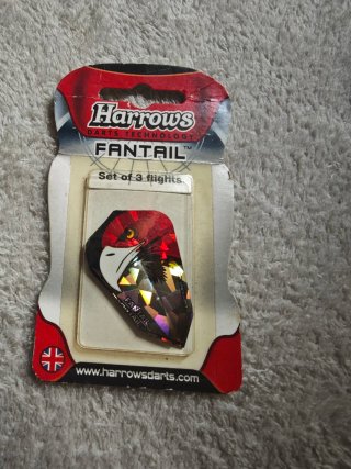 Plumas de dardos.