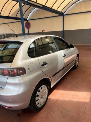 Seat Ibiza Gris 5 Puertas