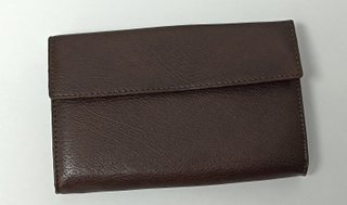 Cartera mujer marrón chocolate con corazones