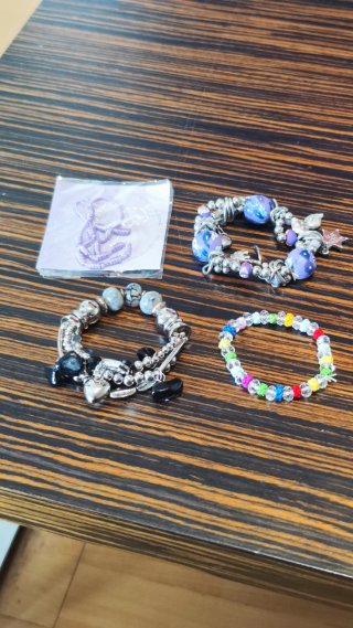 4 Pulseras Bisutería Chica Nuevas