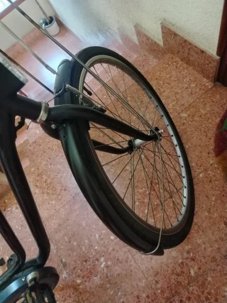 Bicicleta Eléctrica Decathlon Negra