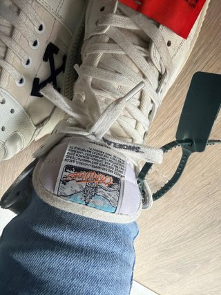 Zapatillas Off-White Negras y Blancas