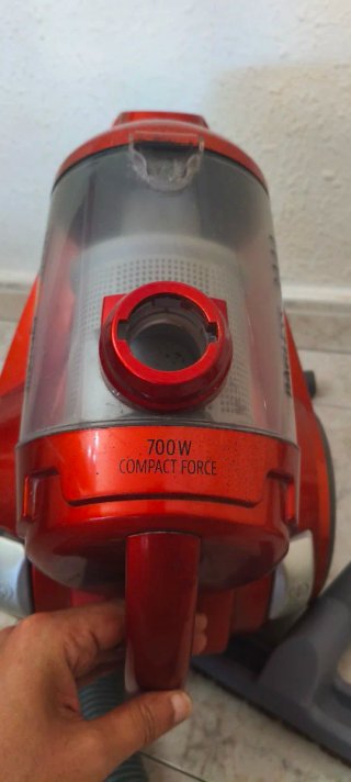 Aspirador Sareba ASSRB621MCI Rojo