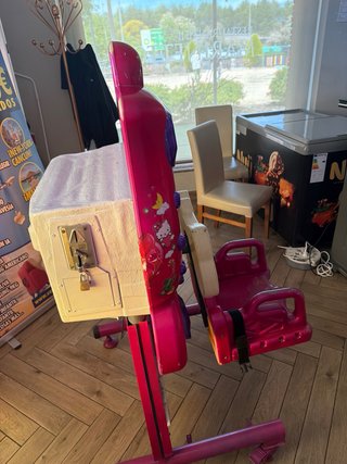 Máquina Recreativa Infantil Hello Kitty