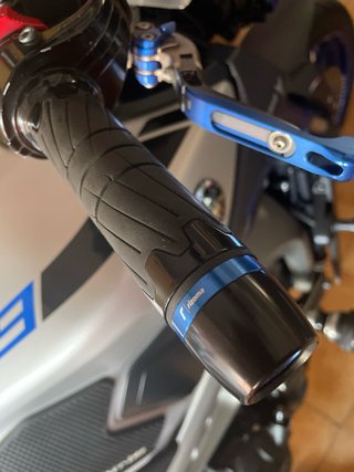 Yamaha MT-09 ABS 40750km ITV Oct27 Muchos extras!!