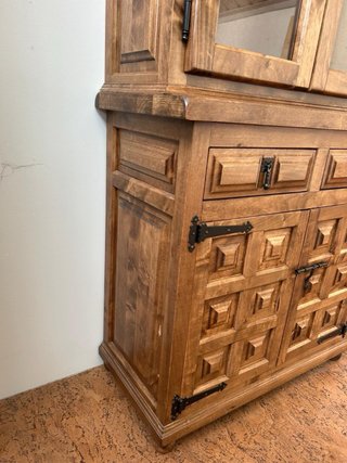 Librería madera con cristal