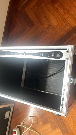 Rack THON y Afinador Korg DTR1000