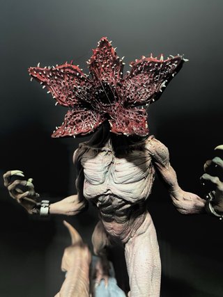 Figura Resina 8k Demogorgon