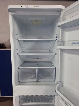 Frigorífico Indesit