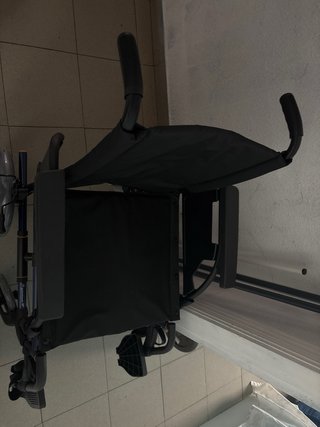 Silla de Ruedas Plegable Azul