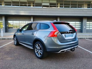 VOLVO V60 Cross Country 2.0 D3 Summum Auto