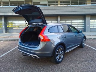 VOLVO V60 Cross Country 2.0 D3 Summum Auto