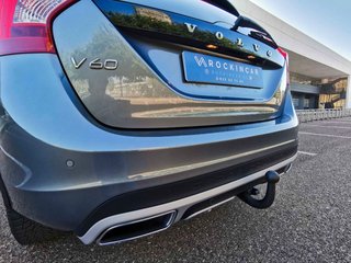 VOLVO V60 Cross Country 2.0 D3 Summum Auto