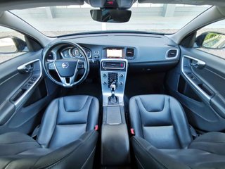 VOLVO V60 Cross Country 2.0 D3 Summum Auto