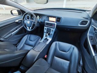 VOLVO V60 Cross Country 2.0 D3 Summum Auto