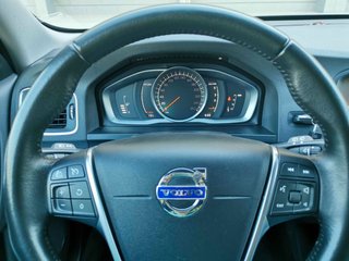 VOLVO V60 Cross Country 2.0 D3 Summum Auto
