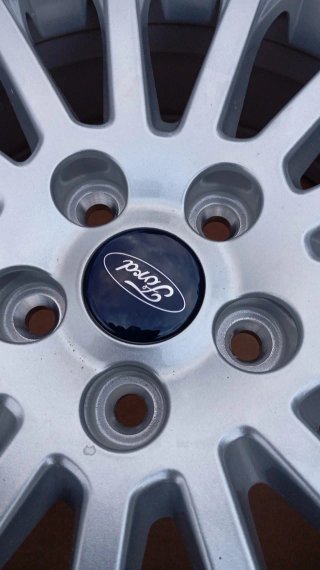 Llantas Ford de varios modelos 17 y 18"