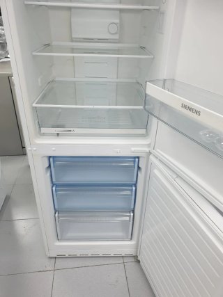Nevera Siemens 1.85m x 60cm