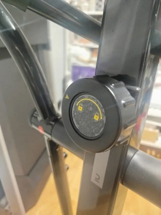 Elíptica Domyos EL540 Autoalimentada y MONTADA.