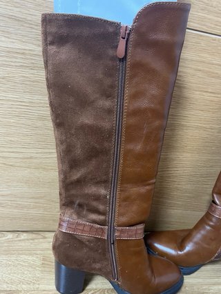 Botas altas marrones