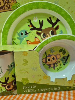 Vajilla infantil Into the Forest