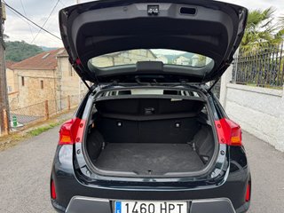 Toyota Auris HYBRID 2012