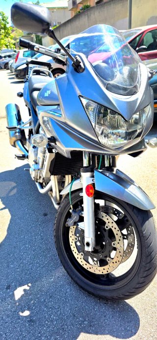 Suzuki Bandit 650s Plata 2010