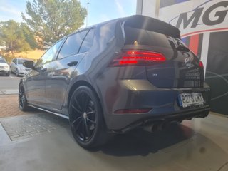 Volkswagen Golf 2018 R 7.5 310CV 4M,AKRAPOVIC