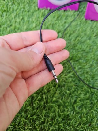 Altavoces Morados