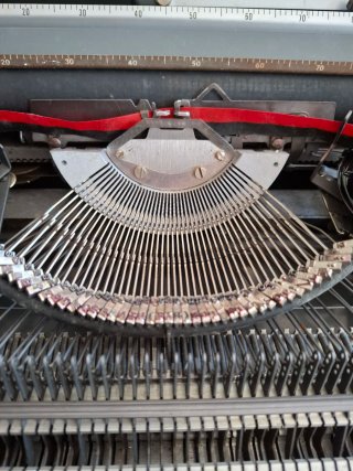 Máquina de escribir Olympia Olympiette Deluxe