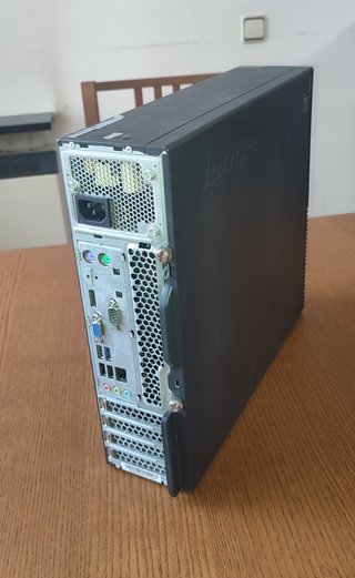 Lenovo PC Sobremesa SSD 240GB 8GB RAM