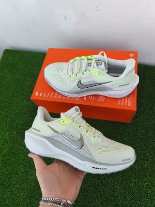 Nike Air Zoom Pegasus 41 - Taglia 42