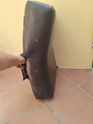 ESCUDO ADIDAS CURVADO,Protección Boxeo
