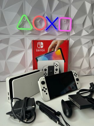 Nintendo Switch OLED Blanca + Accesorios